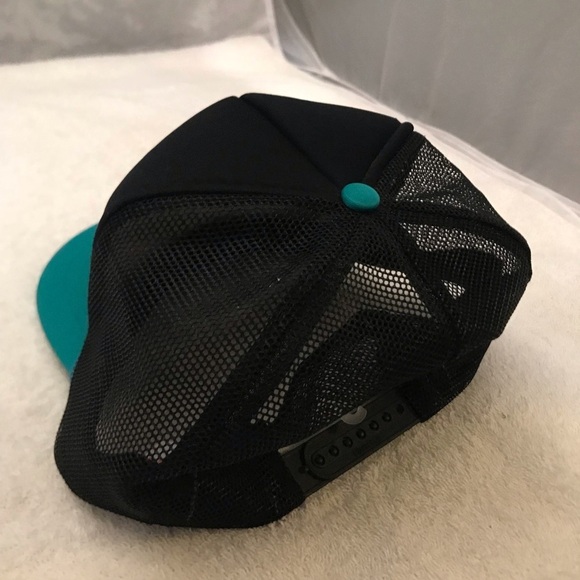 Nissin Cap for St. Thomas USVI on Black/Green Adjustable SnapBack Beach Ball Cap - Picture 4 of 14